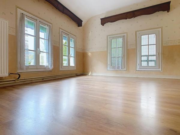 Maison de caractère 3 chambres jardin proches toutes commodités