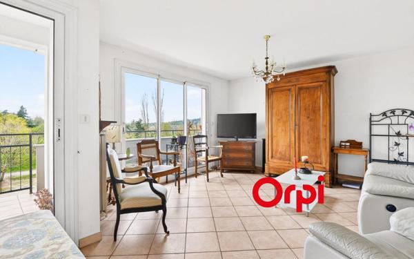 Appartement à vendre    4 pièces • 80,16 m2 Oullins