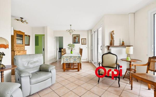Appartement à vendre    4 pièces • 80,16 m2 Oullins