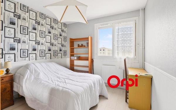 Appartement à vendre    4 pièces • 80,16 m2 Oullins