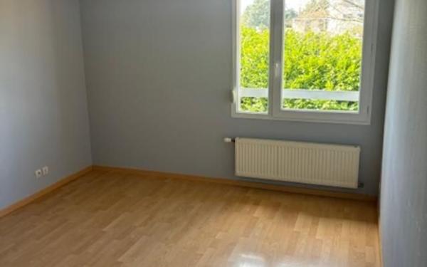 Maison à vendre    5 pièces • 106,34 m2 Bourg-en-Bresse