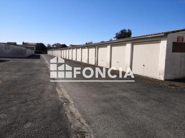 Location Parking - 130 RUE GAMBETTA Rochefort 17300