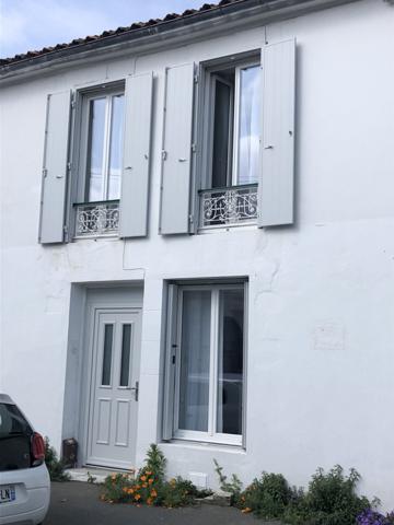 Petit T2 centre ville La Rochelle