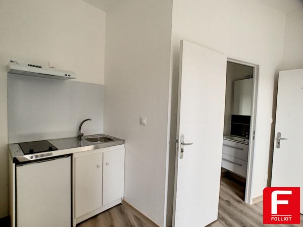Appartement Pontorson 1 pièce 14.39 m2