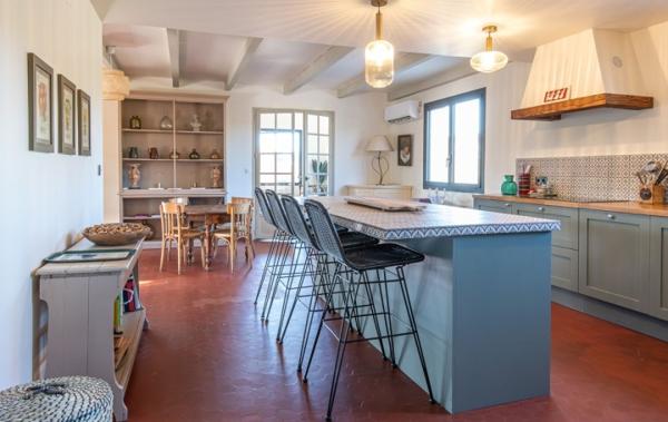 Vente Maison GRANDE MAISON FAMILIALE 5 CHBRES rénové(e) Uzes   