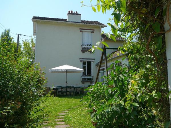 Maison individuelle avec garage proche gare