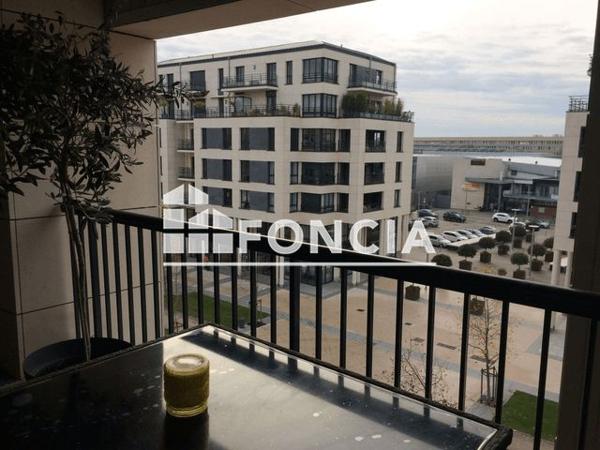 Location Appartement 3 pièces 73.97 m² - 35 AVENUE DE L'HIPPODROME Caen 14000