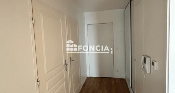 Location Appartement 3 pièces 52.14 m² - Bois-colombes 92270