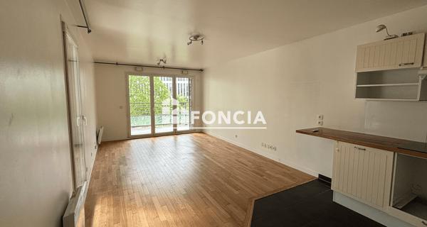 Location Appartement 3 pièces 52.14 m² - Bois-colombes 92270