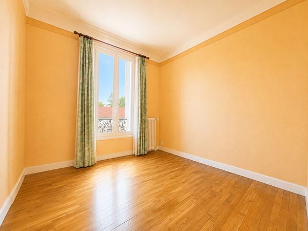 Maison Fontenay Sous Bois 7 pièce(s) 123.11 m2