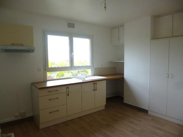 Appartement 4 pièces / 3 chambres BAGNEUX