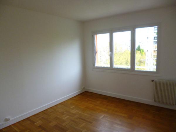 Appartement 4 pièces / 3 chambres BAGNEUX