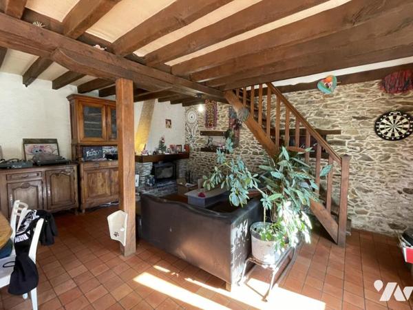 A VENDRE- MAISON -COSSE LE VIVIEN