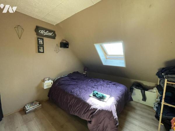 A VENDRE- MAISON -COSSE LE VIVIEN