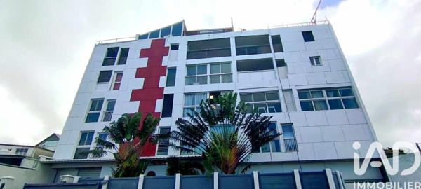 Immeuble à vendre 2 180 m² Saint-Pierre