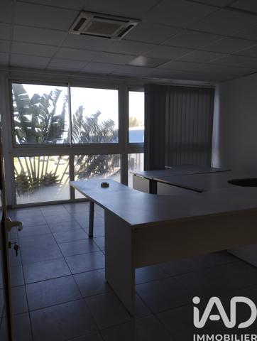 Immeuble à vendre 2 180 m² Saint-Pierre