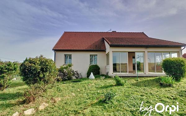 Maison à vendre    4 pièces • 93 m2 Néris-les-Bains