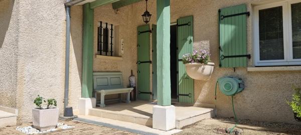 Maison d'architecte à 10 minutes du coeur historique d'Angoulême Détails des diagnostics énergétiques