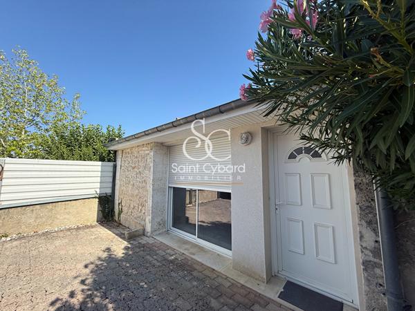 St Yrieix sur Charente – Ensemble immobilier limite quartier St Cybard