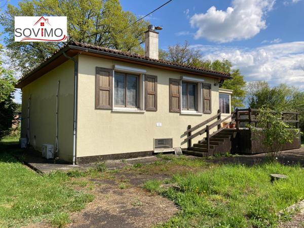 DANS UN JOLI CADRE, MAISON DE CAMPAGNE INDÉPENDANTE AVEC GITE PLAIN PIED ET TERRAIN ATTENANTS