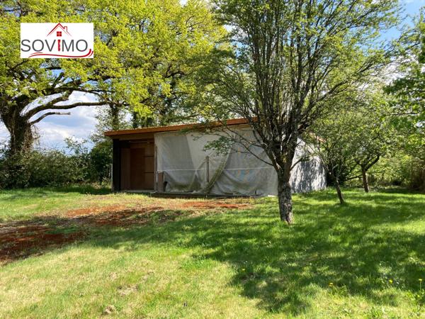 DANS UN JOLI CADRE, MAISON DE CAMPAGNE INDÉPENDANTE AVEC GITE PLAIN PIED ET TERRAIN ATTENANTS