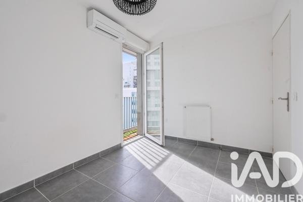 Appartement à vendre 3 pièces 64 m² Marseille 2