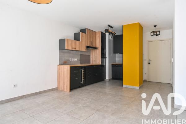 Appartement à vendre 3 pièces 64 m² Marseille 2