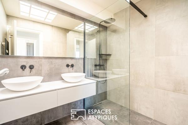 Duplex avec rooftop végétalisé et vue dégagée