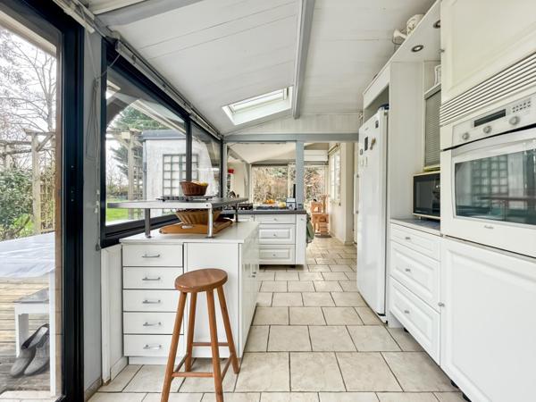 Maison à CHEILLE, 37190 - 7 pièces 164m²