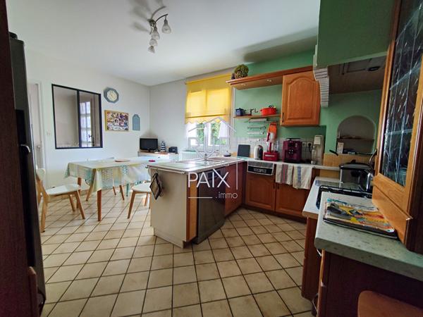 86330 LA GRIMAUDIERE Maison La Grimaudiere sur sous-sol total - 4390m² de terrain