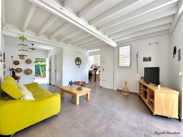 A VENDRE - VILLA FAMILIALE EN PARFAIT ÉTAT – QUARTIER TRÈS RECHERCHÉ DE SAINTE-ANNE - PLAGE A PIED