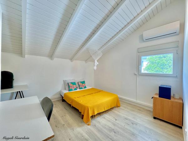 A VENDRE - VILLA FAMILIALE EN PARFAIT ÉTAT – QUARTIER TRÈS RECHERCHÉ DE SAINTE-ANNE - PLAGE A PIED