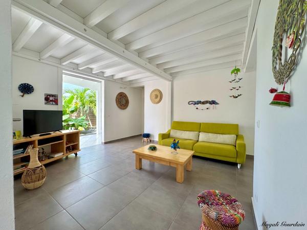 A VENDRE - VILLA FAMILIALE EN PARFAIT ÉTAT – QUARTIER TRÈS RECHERCHÉ DE SAINTE-ANNE - PLAGE A PIED