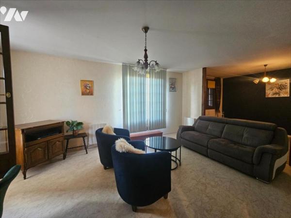 T2 REZ DE JARDIN ET DOUBLE TERRASSE