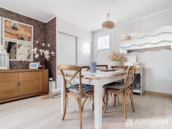 APPARTEMENT 2 CHAMBRES TERRASSE GARAGE SECTEUR CHATEAU VILLENEUVE D ASCQ