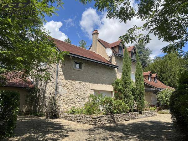 Maison ancienne - Villeneuve SECTEUR VILLENEUVE - Propriété de caractère avec dépendances