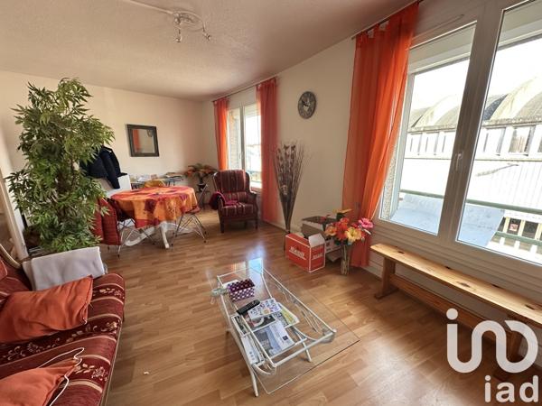 Appartement 4 pièces de 67 m² à Coutances (50200)
