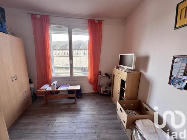 Appartement 4 pièces de 67 m² à Coutances (50200)