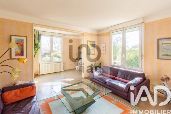 Maison à vendre 6 pièces 138 m² Saint-Germain-en-Laye