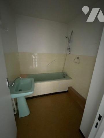 Un appartement de type 2 de 50.78m² surface Carrez au premier étage avec ascenseur d’un tènement imm