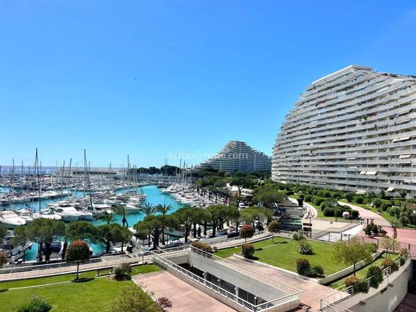 Vente                                                      Appartement
                        
                     3 pièces                      75 m2                     à Villeneuve-Loubet