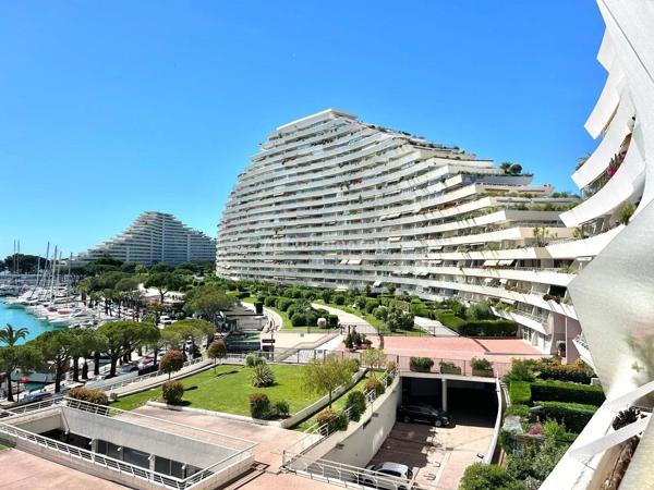 Vente                                                      Appartement
                        
                     3 pièces                      75 m2                     à Villeneuve-Loubet