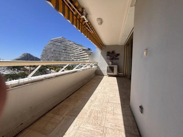 Vente                                                      Appartement
                        
                     3 pièces                      75 m2                     à Villeneuve-Loubet