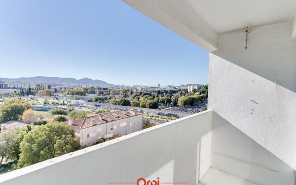 Appartement à vendre    3 pièces • 58,49 m2 Marseille 11