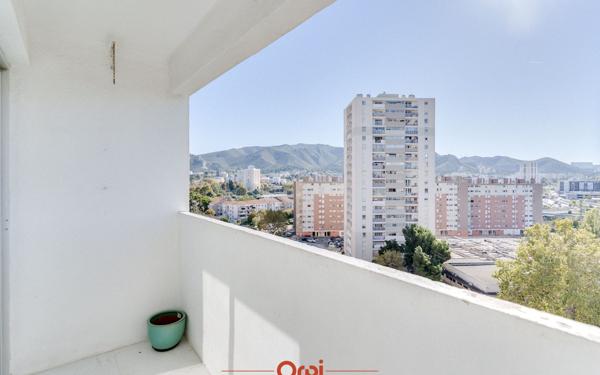 Appartement à vendre    3 pièces • 58,49 m2 Marseille 11