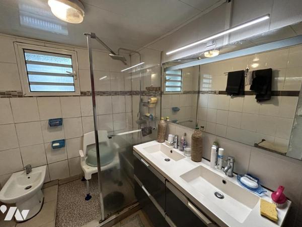 Maison 4 chambres à rafraichir avec potentiel de constructibilité à SAINTE-MARIE