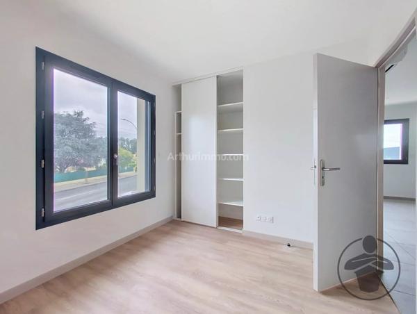 Location                                                      Appartement
                        
                     3 pièces                      67 m2                     à Coutras