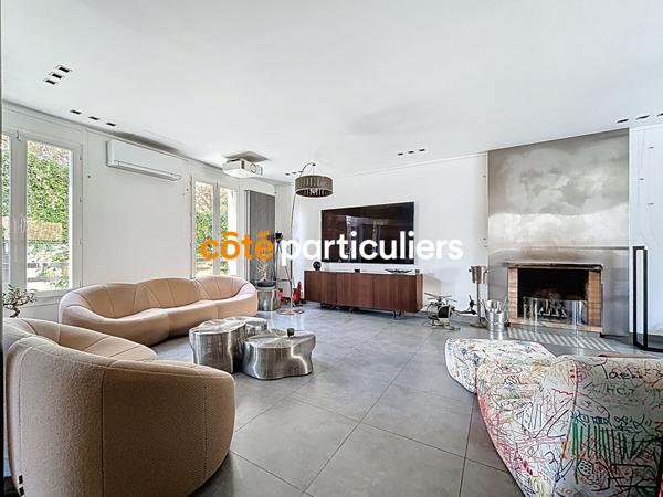 Vente Maison191 m² - 6 Pièces - SAINT MAUR DES FOSSES (94100)