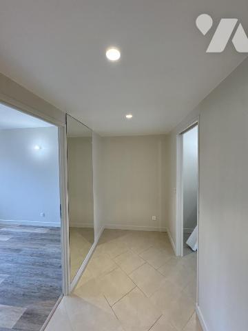 Juan les Pins Bd Wilson Proximité plages et commerces Magnifique 3 pièces traversant  rénové