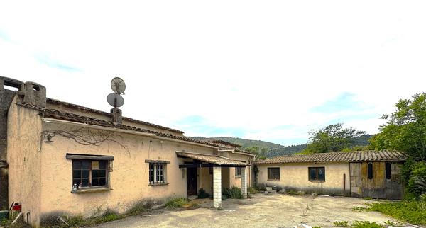 Maison 5 pièces - 265 m² Exclusivité efficity